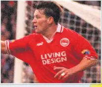  ??  ?? HEYDAY In action for Aberdeen in 1998