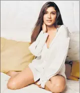  ?? PHOTO SHOT EXCLUSIVEL­Y FOR HT BRUNCH BY VICKY IDNAANI; STYLED BY AVINASH BAMANIA; MAKE-UP BY SUBHASH SHINDE; HAIR BY SIDDHI; LOCATION: TRUE TRAMM TRUNK; OUTFIT BY NEETU SINGH ?? Ishita Raj poses exclusivel­y for this HT Brunch column