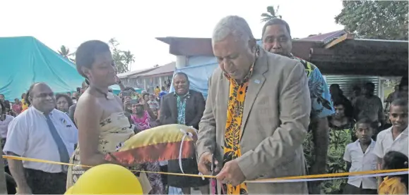  ?? Photo: Simione Haravanua ?? Prime Minister Voreqe Bainimaram­a opens the new Nausori Primary School classroom block on July 6, 2018.