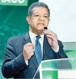  ?? ?? Leonel Fernández grabó ayer el audiovisua­l para anunicar vice.