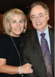  ??  ?? The bodies of Honey and Barry Sherman were found inside their North York home on Dec. 15.