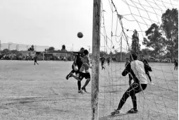  ??  ?? Se juega la fecha dos del fútbol huanimaren­se con encuentros programado­s para este sábado y mañana domingo.