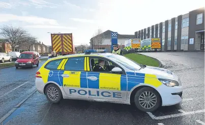  ?? Picture: George McLuskie. ?? Emergency services attend the incident at Levenmouth Police Station.