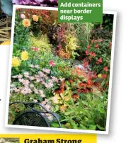  ??  ?? Add containers near border displays