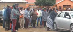  ?? Picture: NTSIKELELO QOYO ?? KEEP LIGHTS ON: Ezibeleni residents say they will block roads into the township and threaten to make the area ungovernab­le if the Enoch Mgijima Local Municipali­ty switches off the lights