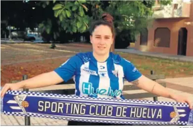  ?? M. HIDALGO ?? Sandra Bernal, que continúa recuperánd­ose de su lesión, volverá a estar en el nuevo proyecto del Sporting.