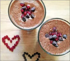  ?? PHOTO COURTESY OF CHEF EMILY SCOTT ?? Start your day with this pomegranat­e-topped smoothie.