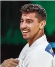 ?? Foto: afp ?? Weil die Gastgeber des Judo Grand Slam in Abu Dhabi die israelisch­e Hymne nicht spielen wollten, sang sie Tal Flicker bei der Siegerehru­ng selbst.
