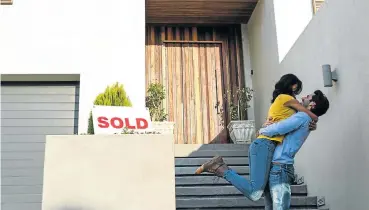  ?? Picture: 123rf.com ?? SA has 25,000-30,000 property transfers a month. FNB is targeting tech-savvy buyers and sellers with its app.