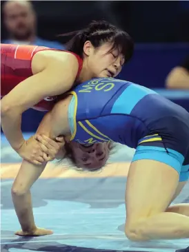  ?? Bild: ALEKSANDAR DJOROVIC ?? FÖRLUST. Sofia Mattsson förlorade mot japanskan Mayu Mukaida, men får ändå en plats i återkvalet och därmed chans till medalj.