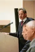  ?? Foto: Annette Zoepf ?? Hans-Georg Maaßen war am Freitagabe­nd zu Gast im Kolpinghau­s in Augsburg.