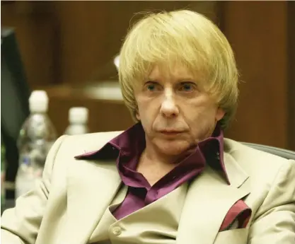  ?? GABRIEL BOUYS/AP/POOL ?? Phil Spector listens to opening arguments during his first murder trial in 2007.