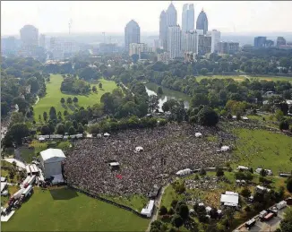  ?? AJC FILE PHOTO ?? A massive crowd gathered at Piedmont Park for the Dave Matthews Band and Allman Brothers benefit concert on Sept. 8, 2007.