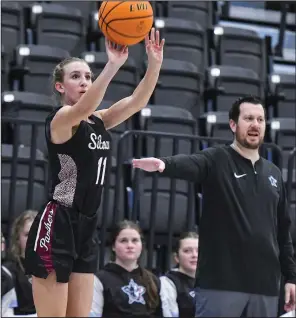  ?? (River Valley Democrat-Gazette/Hank Layton) ?? Siloam Springs freshman guard Morgan Jones finished with 16 points to lead the Lady Panthers to a 43-40 nonconfere­nce victory over Fort Smith Southside on Friday night at Southside Arena in Fort Smith.