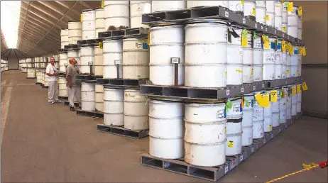  ?? NEW MEXICAN FILE PHOTO ?? Drums containing materials contaminat­ed with radioactiv­e substances are stored in Area G at Los Alamos National Laboratory in 2003.