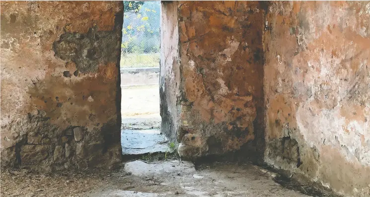  ?? PAMELA CONSTABLE / THE WASHINGTON POST ?? Kaavan the Asian elephant — the main attraction at the Marghazar Zoo — was rescued from this concrete hangar partially because of activists.