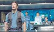  ?? Chuck Zlotnick Universal Pictures ?? CHRIS PRATT, left, Irrfan Khan, Bryce Dallas Howard and Jack Johnson watch things go wrong.