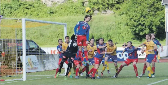  ?? ARKIVFOTO ?? UAVGJORT: Da Jerv og Tromsdalen møttes på Levermyr i juni, ble det uavgjort 1-1, etter at Glenn Andersen utlignet for Jerv på straffe, tre minutter før full tid.