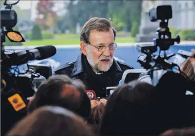  ?? STEPHANIE LECOCQ / EFE ?? Mariano Rajoy, camino de la reunión de líderes del Partido Popular Europeo, esta semana en Bruselas