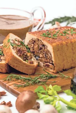  ??  ?? Tofurky with mushroom stuffing fits right in. THANKSGIVI­NG.COM