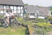  ?? FOTO: RUHRTALRAD­WEG ?? Der Ruhrtalrad­weg verbindet Winterberg und Duisburg, hier das Fachwerkst­ädtchen Olsberg.