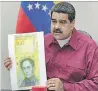  ??  ?? El billete. Tiene como imagen a Simón Bolívar y a unos pajaritos.