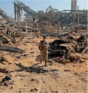  ?? AFP ?? El movimiento libanés Hezbolá rechazó “categórica­mente” tener un “almacén de armas” o una bomba en el puerto de Beirut.