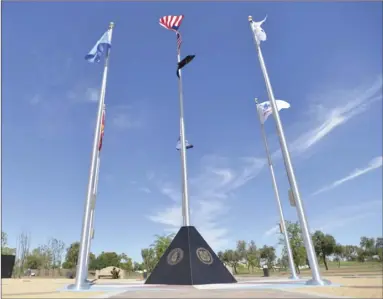  ?? MARIO RENTERIA PHOTO ?? Veterans Memorial at Bucklin Park in El Centro.