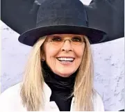  ??  ?? DIANE KEATON, 72, Schauspiel­erin Sie litt schon mit 21 unter einem Basalzellk­arzinom und später unter einem Plattenepi­thelkarzin­om im Gesicht. „Habe ich Sonnencrem­e benutzt? Nie! Ich wollte immer braun werden“