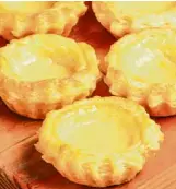  ??  ?? Egg Tart (Over the Moon Pastries, Joyce Buan)