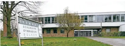  ?? FOTOS (2): JÖRG KNAAPPE ?? Zwölf abgewiesen­e Schüler sind jetzt am Clara-Schumann-Gymnasium in Dülken angemeldet. Damit können dort zwei Eingangskl­assen gebildet werden.