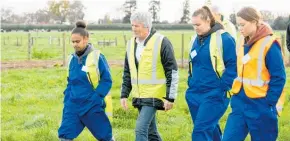  ?? Photo / Supplied ?? From left: Camelly Lop, Minister for Agricultur­e Damien O’Connor, Ashlee Enis and Madi King touring the Hamilton farm.