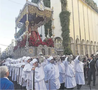  ?? ?? Procesión de la Virgen de Araceli en una jornada especial.