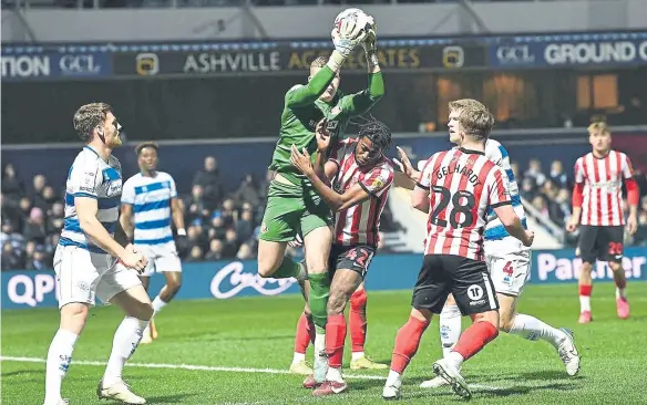  ?? ?? Sunderland goalkeeper Anthony Patterson claims a cross at QPR.