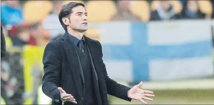  ?? FOTO: EFE ?? El conjunto ‘che’ deberá buscar otro entrenador. Para el organismo federativo, Marcelino entrenó durante mes y medio al Villarreal.