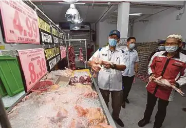 Peniaga Ayam Di Kl Cekik Darah Dikompaun Rm2 500 Pressreader