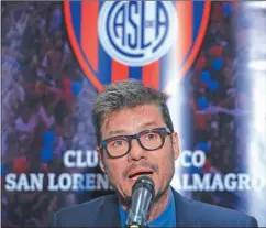  ??  ?? SIGUE. El presidente de San Lorenzo continuará con su rol en el club y no se tomará licencia por el comienzo del programa.