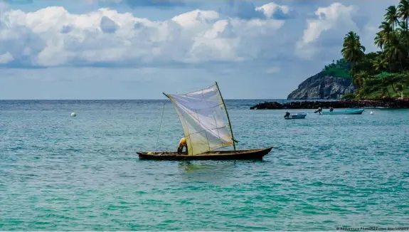 ?? Bild: Addventure Photo/Addictive Stock/IMAGO ?? São Tomé und Príncipe ist, nach den Seychellen, das zweitklein­ste Land Afrikas