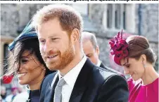  ??  ?? Brautvater Prinz Andrew, die jungen Royals – Meghan, Harry, William und Kate hatten viel Spaß