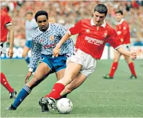  ?? ?? On the run: Djed Spence, Ryan Yates, Steve Cook and Cafu celebrate after Nottingham Forest beat Sheffield United on penalties in the play-off semi-final (above); Roy Keane holds off Manchester United’s Paul Ince on the club’s last visit to Wembley, the 1992 League Cup final (left) – Forest lost 1-0