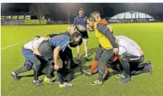  ?? FOTO: PAUL LANGER ?? Die Rugby-Herrenmann­schaft von „Stade Sarrois“macht sich gemeinsam stark für die deutsch-französisc­he Freundscha­ft.