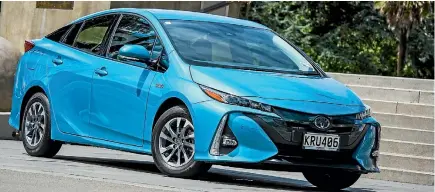  ??  ?? The Prius Prime PHV doesn’t look that different to a regular hybrid at the front. Although it does have eight headlights!