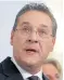  ??  ?? Strache: Accused of fixing state deals