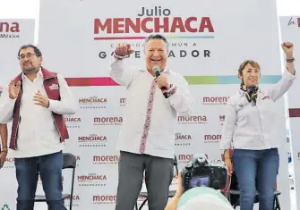  ?? CORTESÍA: JULIO MENCHACA ?? Julio Menchaca recorrió los municipios de Tepetitlán y Tecozautla