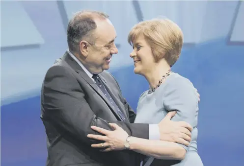  ??  ?? 0 Happier times for Alex Salmond and Nicola Sturgeon at the SNP spring conference in Aberdeen in 2014