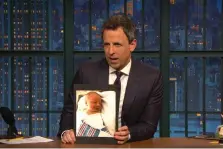  ?? (YouTube) ?? US TELEVISION HOST Seth Meyers displays a photo of his new son, Axel Strahl Meyers, named after his wife’s grandparen­ts, who survived a Nazi camp in Austria.