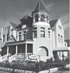  ?? Photos courtesy of Visit Cheyenne/TNS ?? BELOW: The Cheyenne Depot Plaza. ■ RIGHT: Exterior of the Nagle Warren Mansion, a historic and luxury bed &amp; breakfast in Cheyenne.