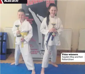  ??  ?? Prize winners Kayden Moy and Keri Robertshaw