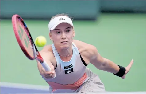  ?? | RAY ACEVEDO ?? KAZAKHSTAN’S Elena Rybakina volleys for another winner against Belarus’s Aryna Sabalenka in the women’s finals of the BNP Paribas Open tennis tournament at the Indian Wells Tennis Garden, California, US. EPA