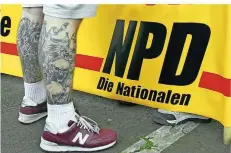  ?? SYMBOLFOTO: DPA ?? Die NPD kämpft für ausländerf­reie Schutzzone­n.